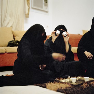 Grafika produktu: Magnum Atlas: Around the World in 365 Photos from the Magnum Archive