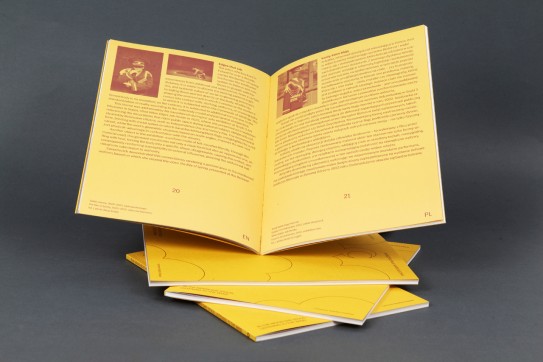 Grafika produktu: In the Moon She Stood, Listening to the Wind