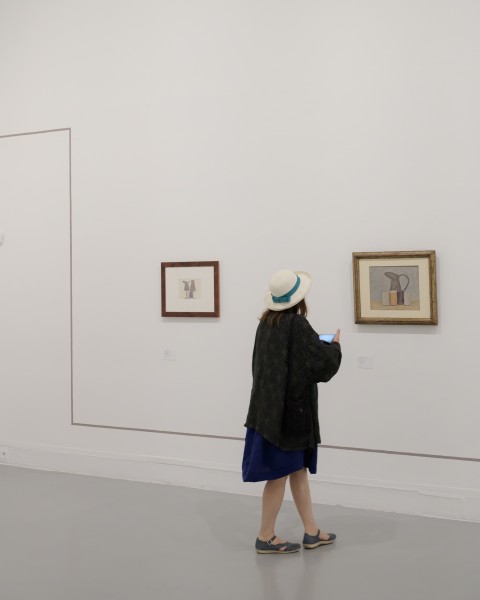 Sunday guided tours of current exhibitions