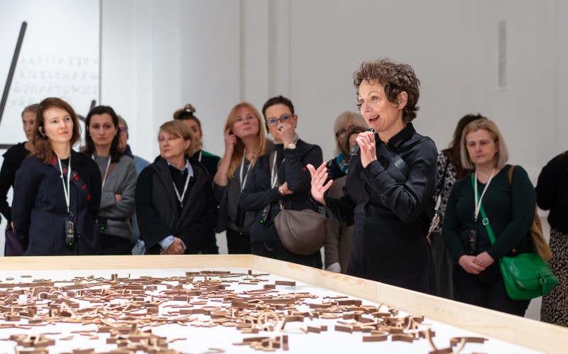 Karolina Wiktor. Kartografia macierzyństwa    