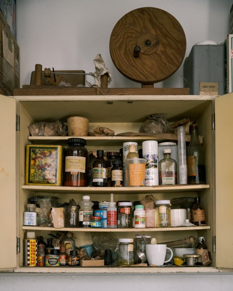 Study visit to the dyeing workshop and weaving studio at the Academy of Fine Arts in Warsaw