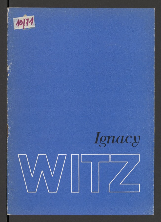 Niebieska okładka. U dołu czarnymi literami imię, pod spodem nazwisko znacznie większymi literami: białymi drukowanymi, konturowymi. Wewnątrz biogram, tekst, czarno-białe ilustracje odrealnionych postaci. Na końcu spis prac: malarstwa olejnego i gwaszy. 