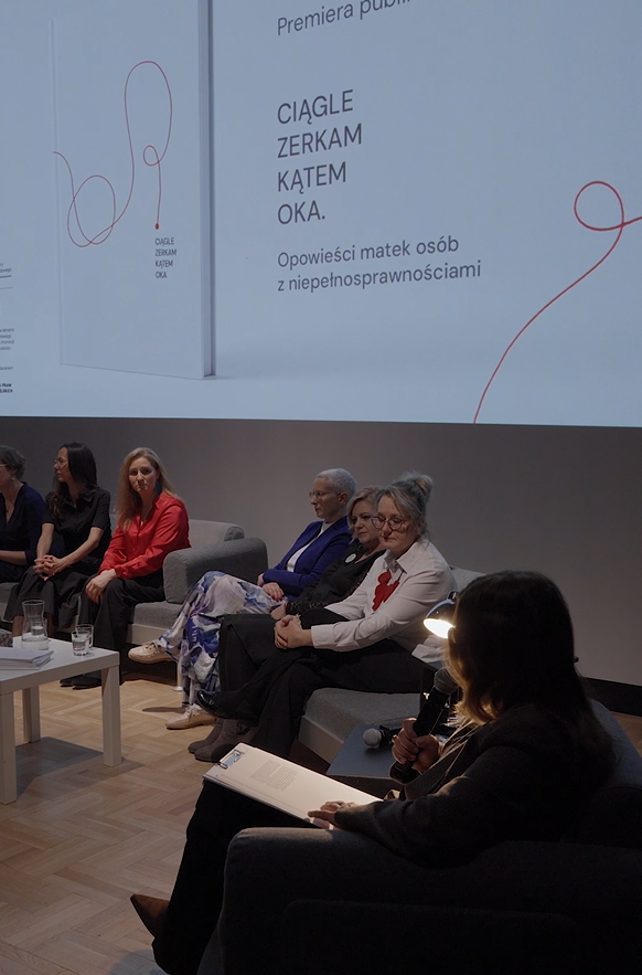 Grafika obiektu: Ciągle zerkam kątem oka