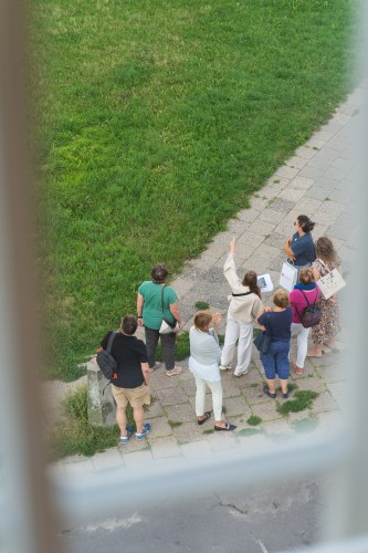 Histories of Plac Małachowskiego. An architectural walk